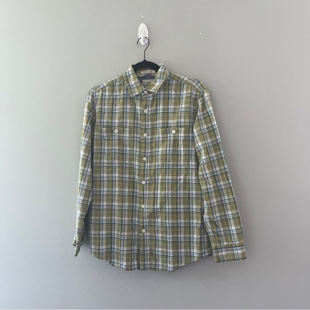 LL Bean Green Plaid Button Up Long Sleeve Shirt Slightly Fitted Size Medium